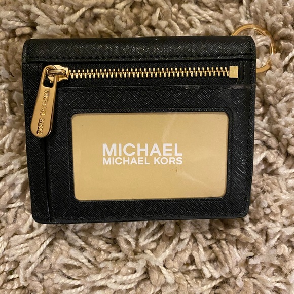 NEVER USED Michael Kors Wallet!! - Picture 2 of 3